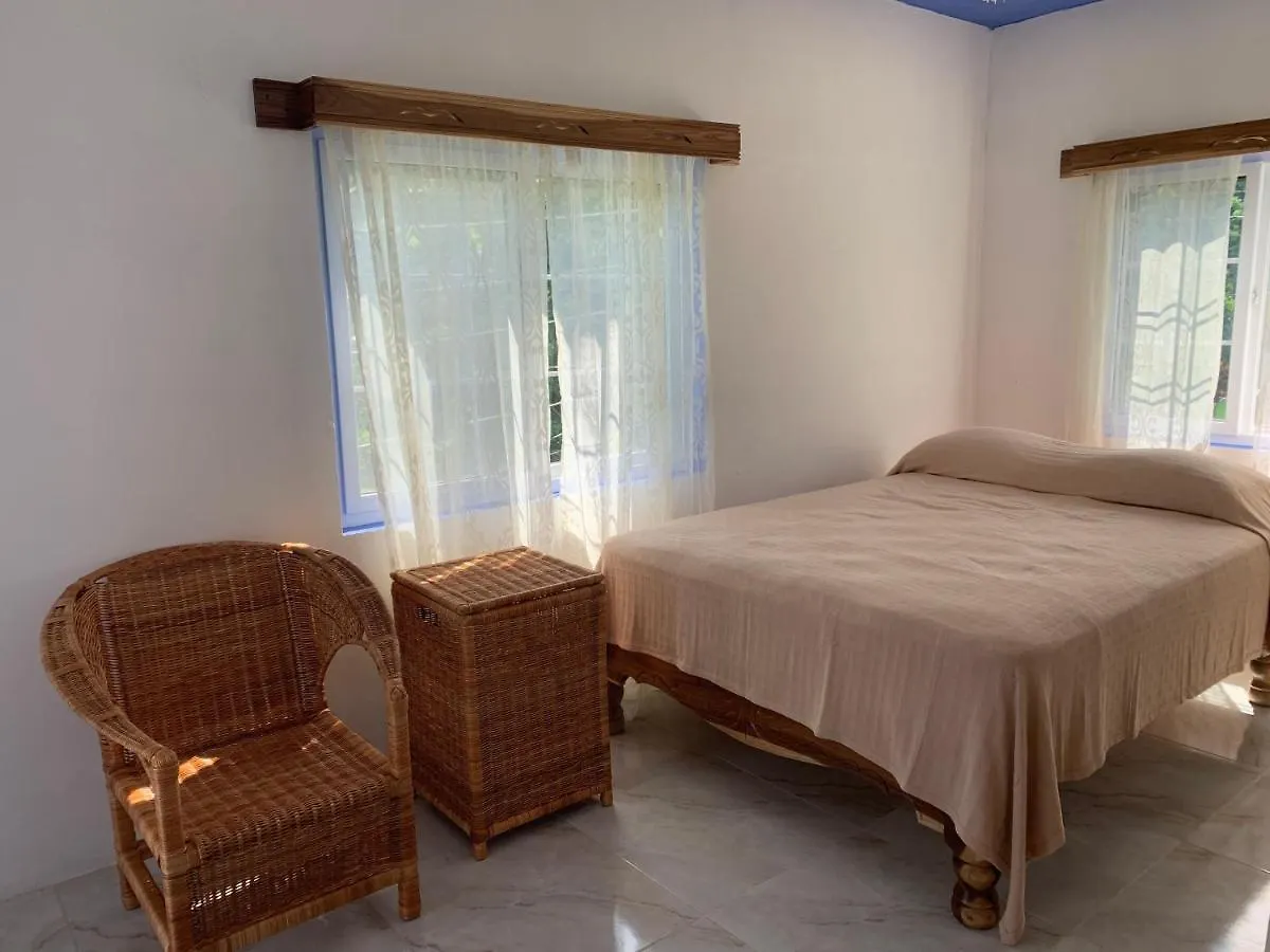Robin Hood Guest House Port Antonio